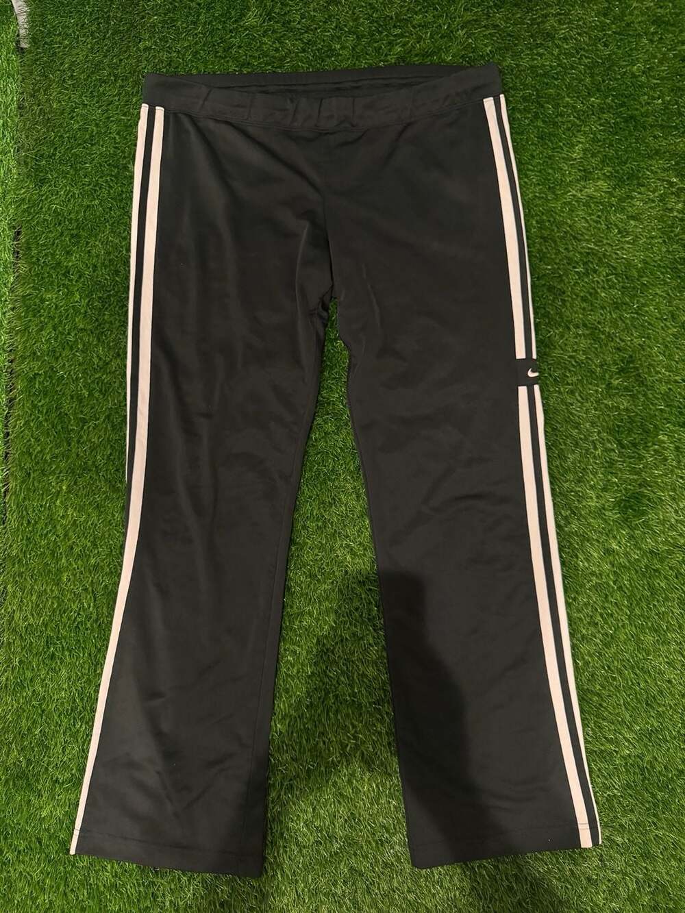 Nike Youth Girls Track Pants Black with Side Stripes Size L (12-14)